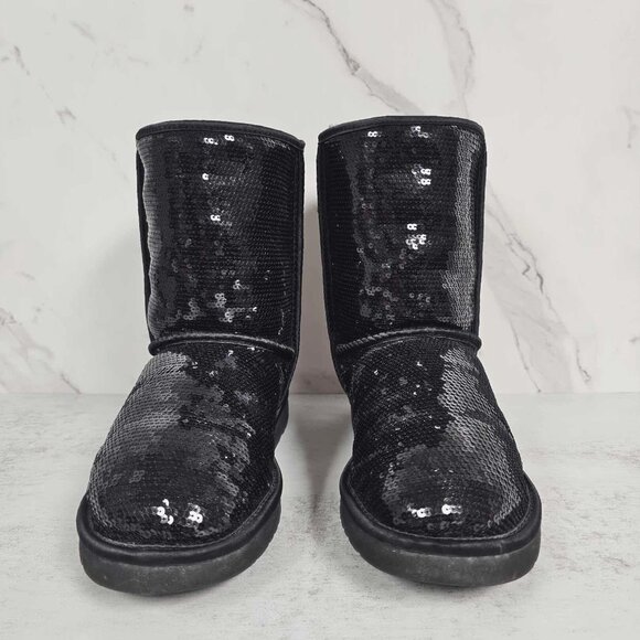 UGG Australia Classic Short Sequin Boots - 9 With Box - Picture 5 of 9